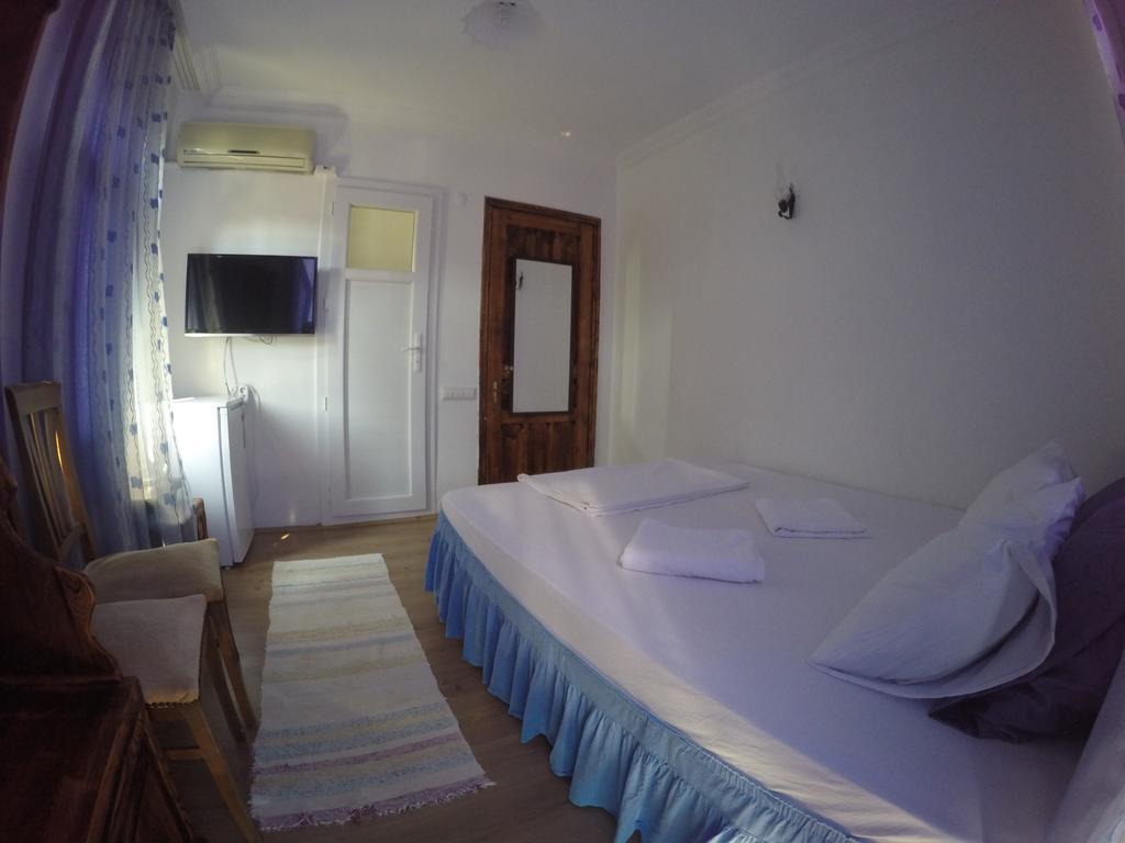 Akkin Pansiyon Hotel Kas Bagian luar foto